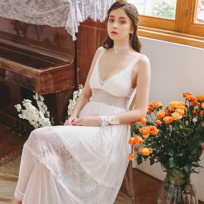 2019 Hot Couple Bathrobe Female Home Robe Gown Set Bride Pajamas Transparent Kimono Sexy Cotton Nightie Lace Peignoir Sets