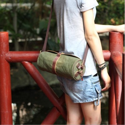 Vintage Girls Boys Unisex Couple Style Canvas Match Crazy Horse Leather Men Women Barrel Shaped Small Canvas Messenger Bag 