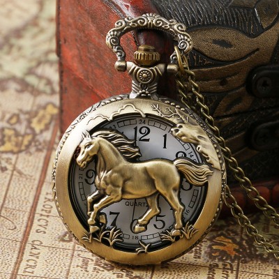 Retro Bronze Hollow Horse Case Design Quartz Pocket Watch With Necklace Chain Pendant Jewelry Gift For Birtday Christmas